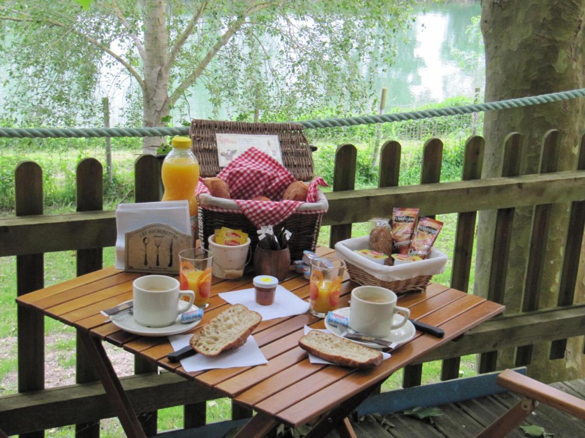 Camping Belle Riviere Chaniers Exterior photo