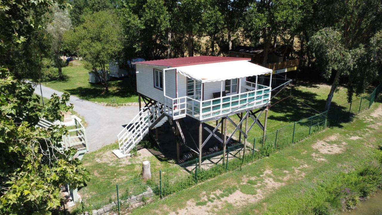 Camping Belle Riviere Chaniers Exterior photo