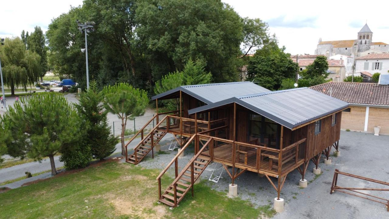 Camping Belle Riviere Chaniers Exterior photo